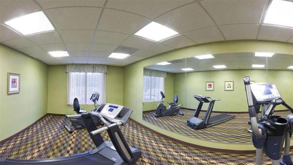 Holiday Inn Express Hotel&Suites Thornburg-S. Fredericksburg, an IHG Hotel Buitenkant foto