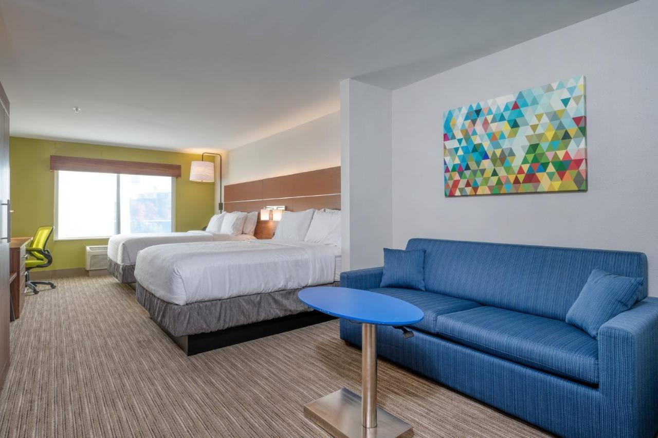 Holiday Inn Express Hotel&Suites Thornburg-S. Fredericksburg, an IHG Hotel Buitenkant foto